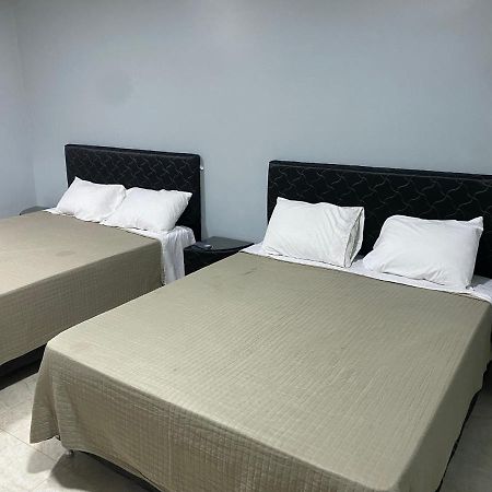 סיודד דל אסטה Espana Suites Hotel מראה חיצוני תמונה