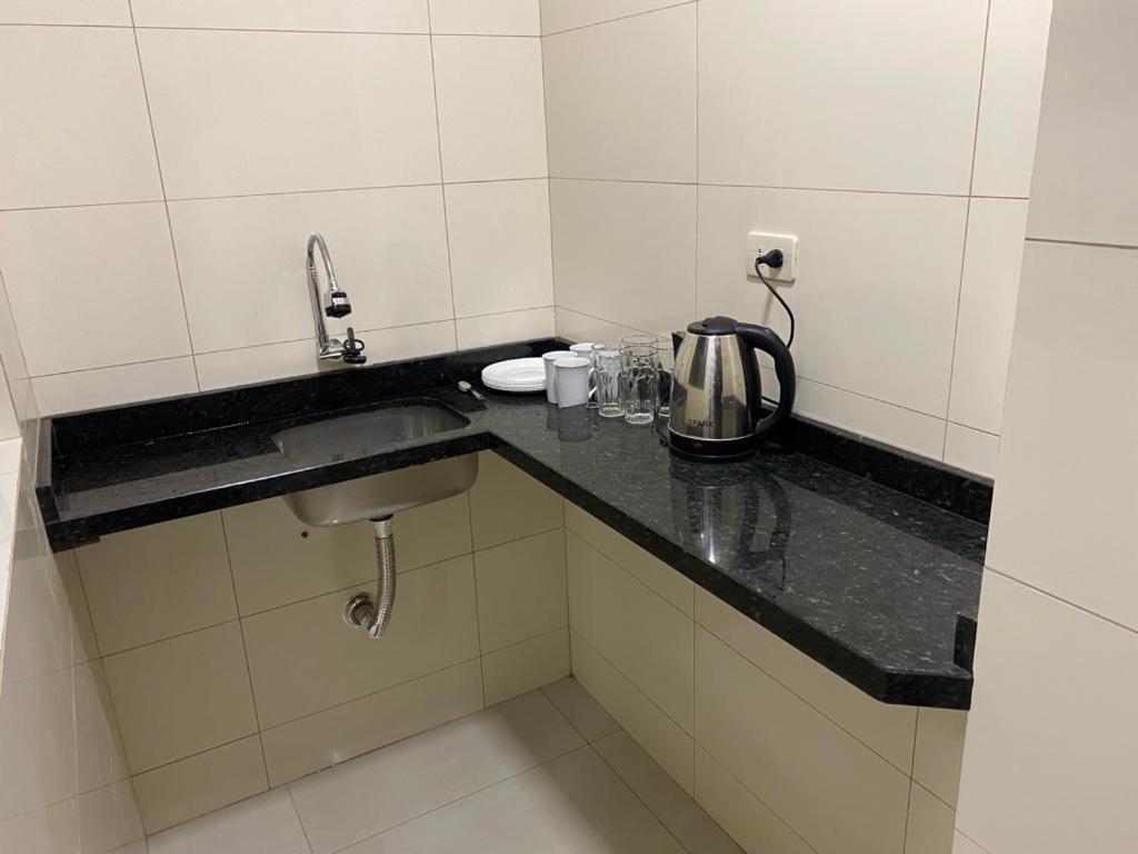סיודד דל אסטה Espana Suites Hotel מראה חיצוני תמונה