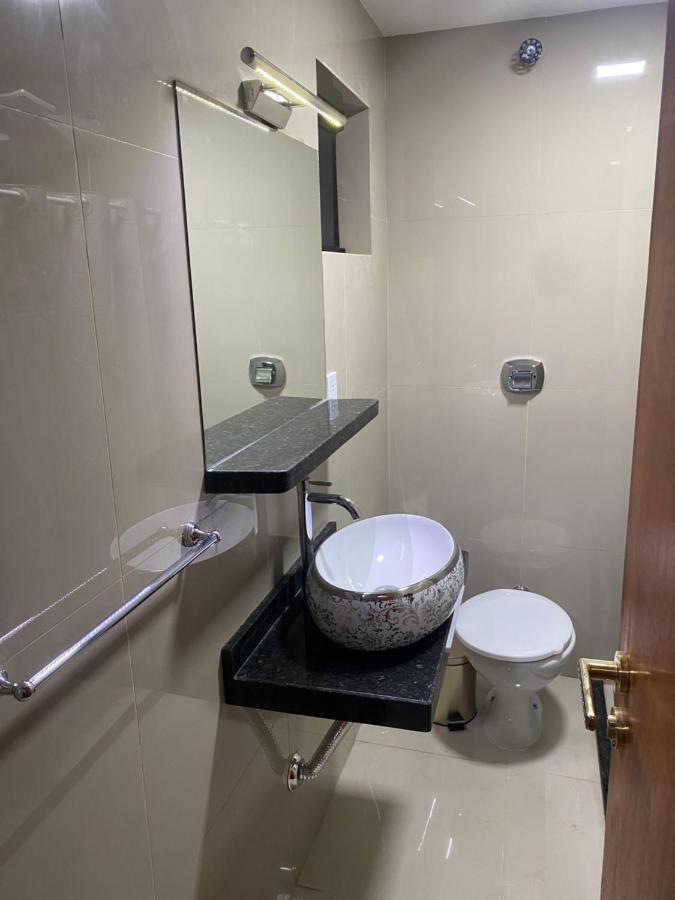 סיודד דל אסטה Espana Suites Hotel מראה חיצוני תמונה