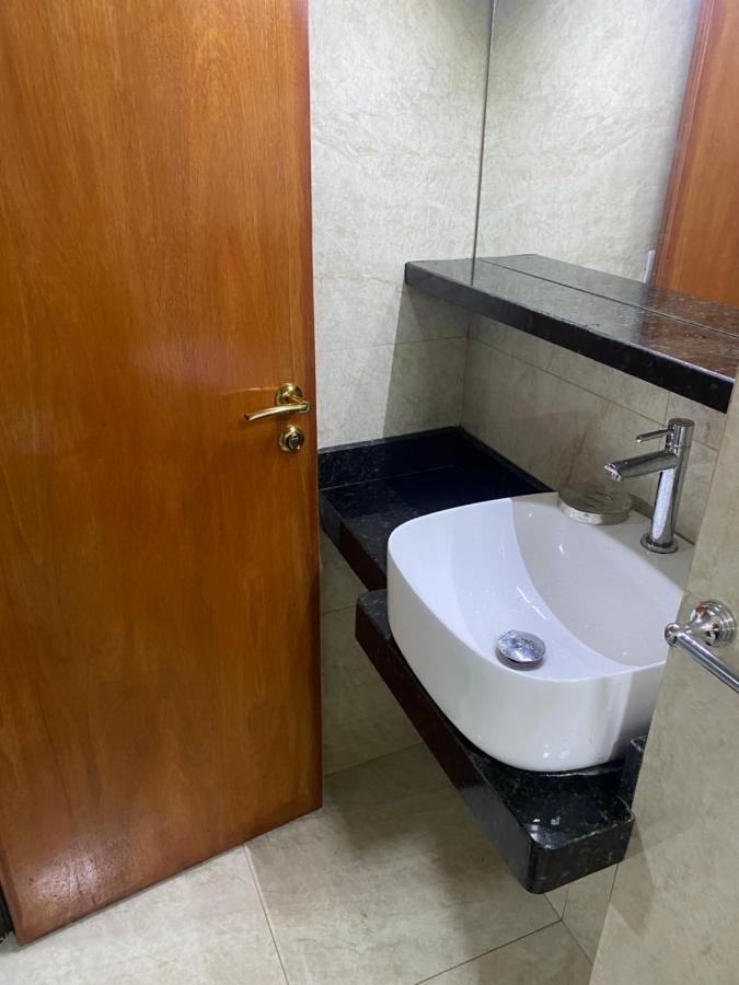 סיודד דל אסטה Espana Suites Hotel מראה חיצוני תמונה