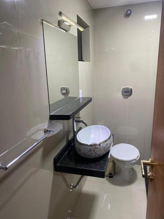 סיודד דל אסטה Espana Suites Hotel מראה חיצוני תמונה